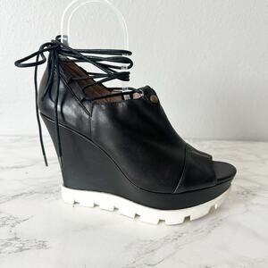 Rochessa Sporty Black Leather Wedge Lug Sole Ankle Wrap Heels Women’s Size 38